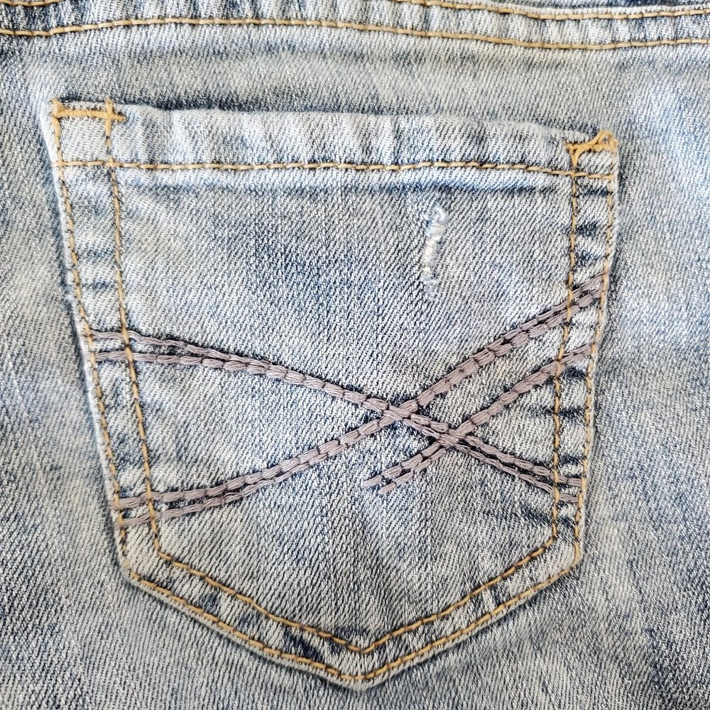 Aéropostale designed in NYC distressed blue denim jean shorts midi - Picture 6 of 8